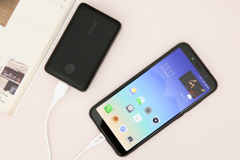 Sạc dự phòng Anker PowerCore Select A1223 nhỏ gọn, không chiếm nhiều diện tích của túi xách hay balo